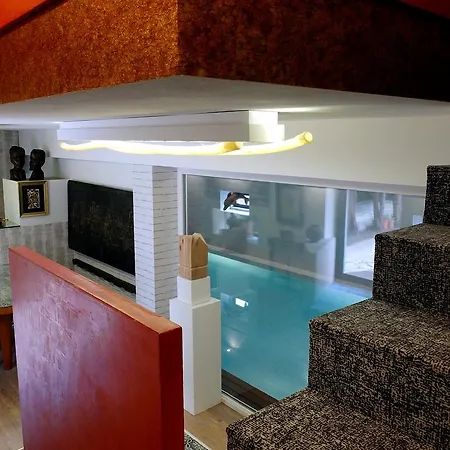 Family Secrets Santo André Villa *