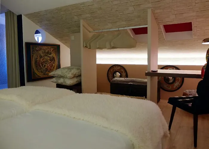 Family Secrets Santo Andre Santa Maria da Feira