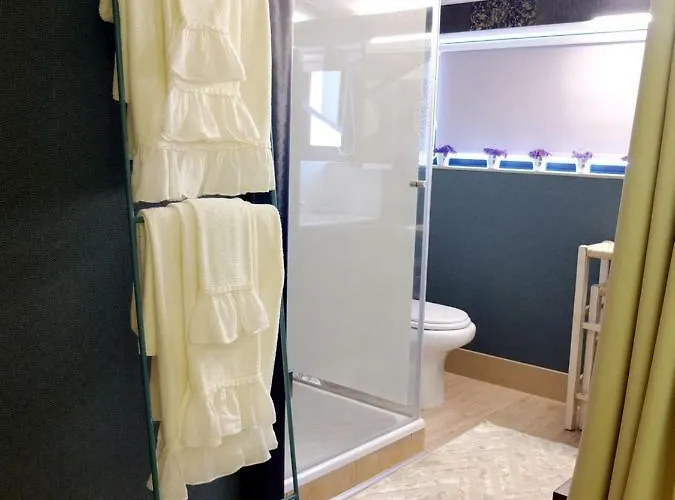 Family Secrets Santo Andre * Santa Maria da Feira